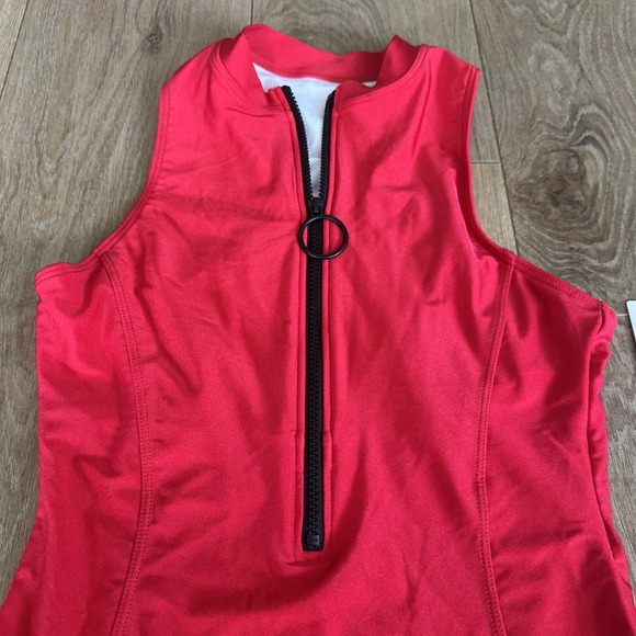 Charmo Women's One Piece 1/2 Zip Red Bathing Suit‎ UPF 50 Racerback Med NEW - Picture 1 of 9